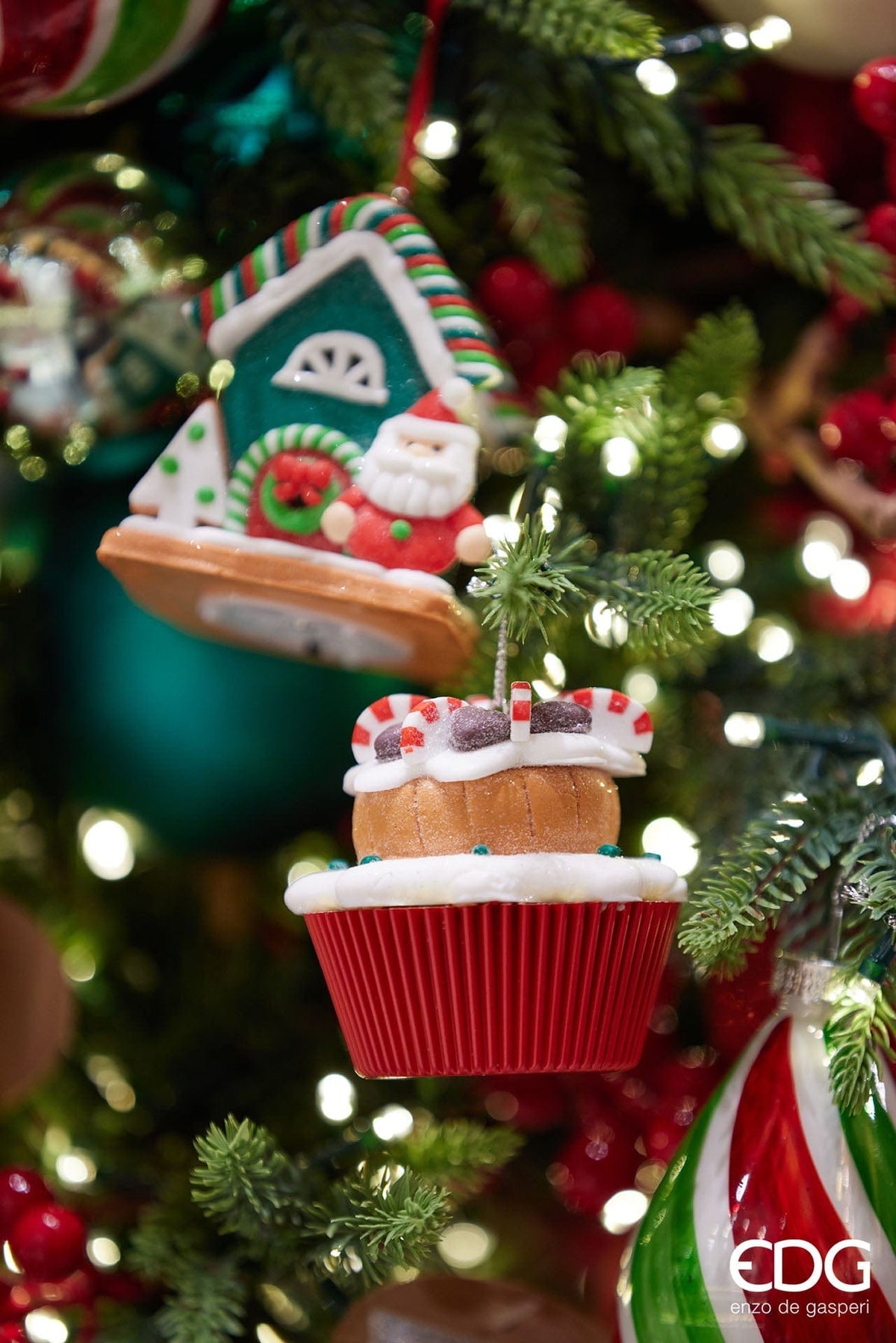 Italiving Christbaumschmuck Weihnachtsschmuck - 2 bunte Cupcakes in rot und grün - Glas H 6,5 cm