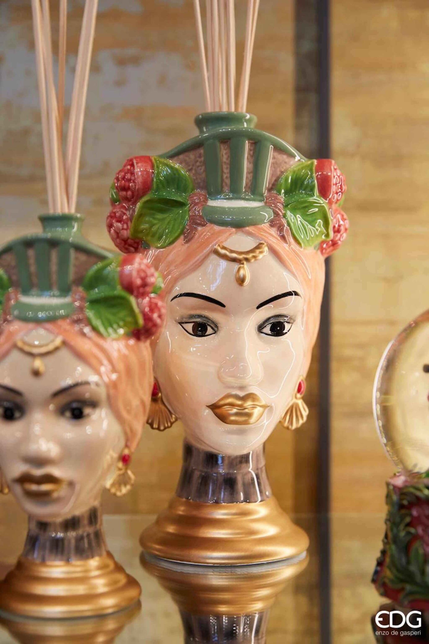 Italiving Keramikvase Vase, Kerzenhalter, Raumduftgefäß - sizilianischer Frauenkopf gold- Höhe 26 cm Ø 14 cm