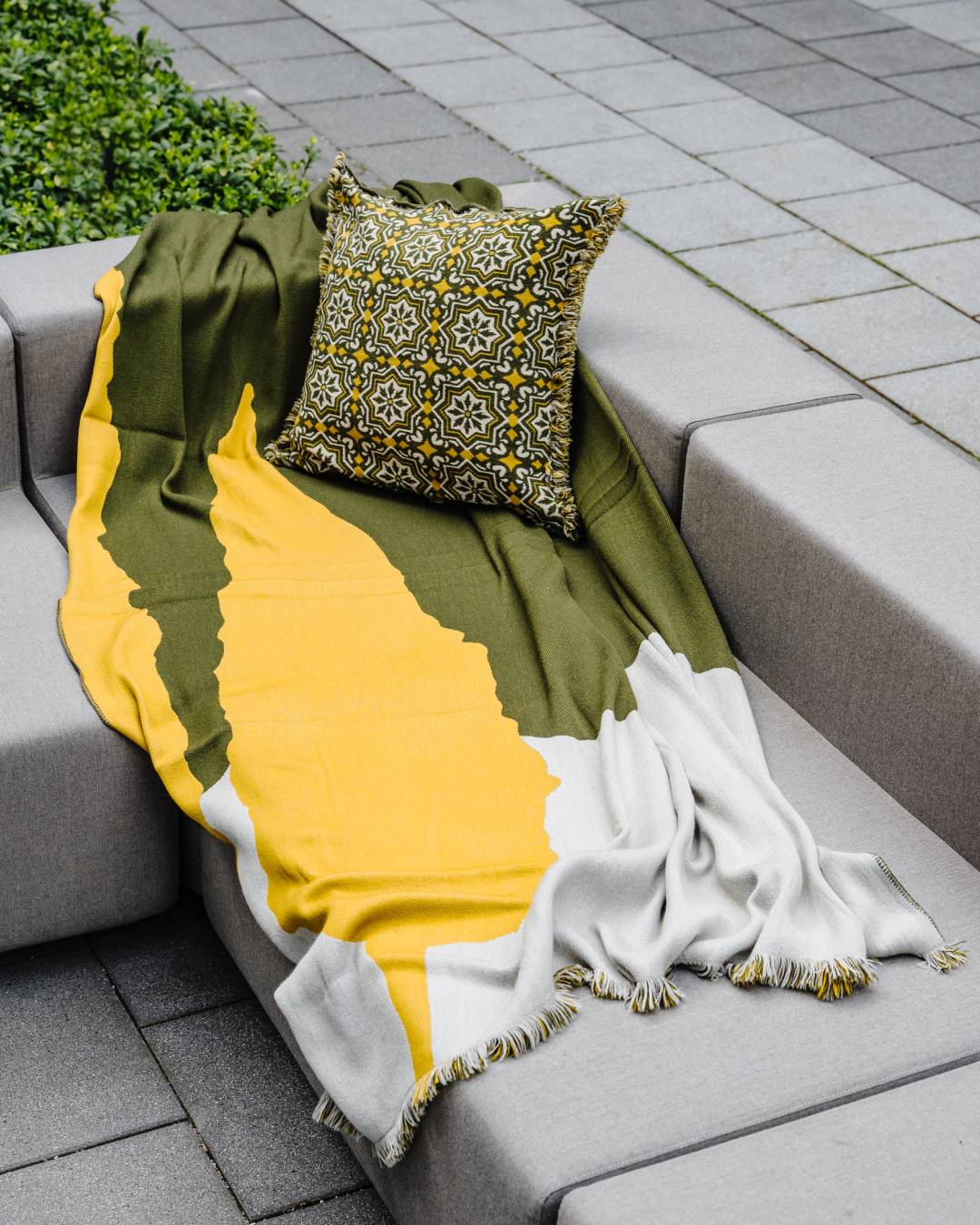 Italiving Plaid Jacquard Plaid - Merino/BW - 155x200 mit italienischem Motiv