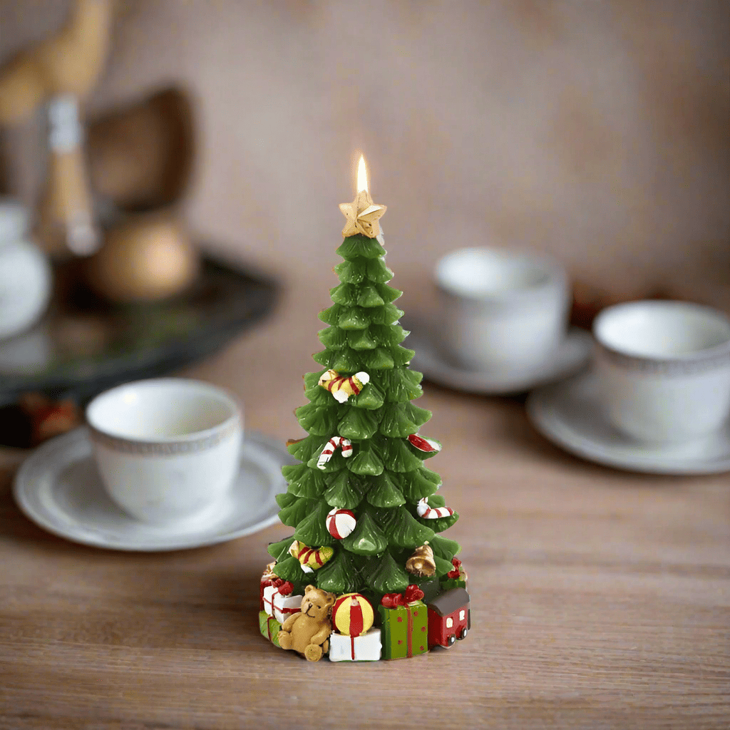 Italiving Weihnachtskerze Kleine Tannenbaumkerze mit Weihnachtsgeschenken H 12,5 cm