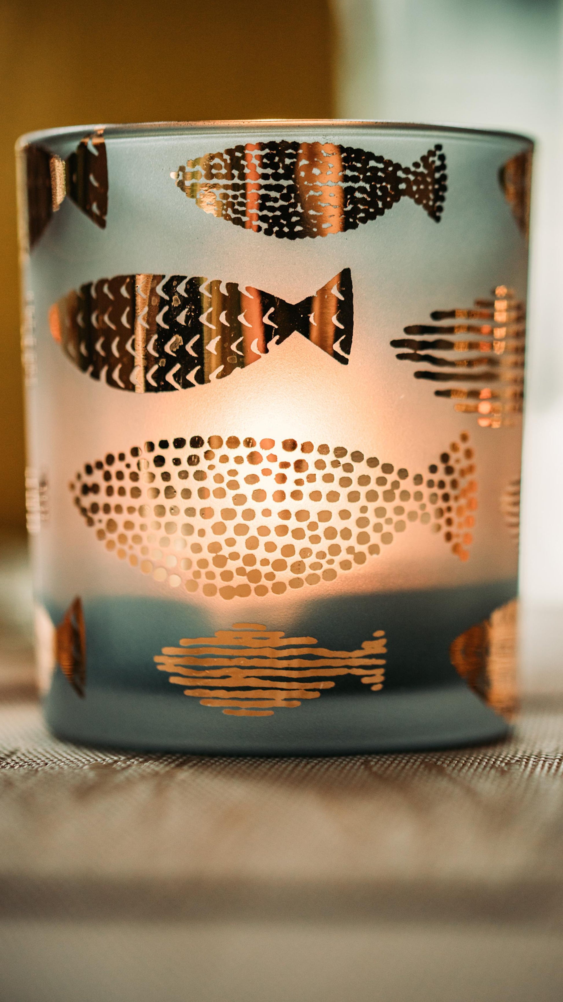 kerzenglas fur teelichter mit fischen blau