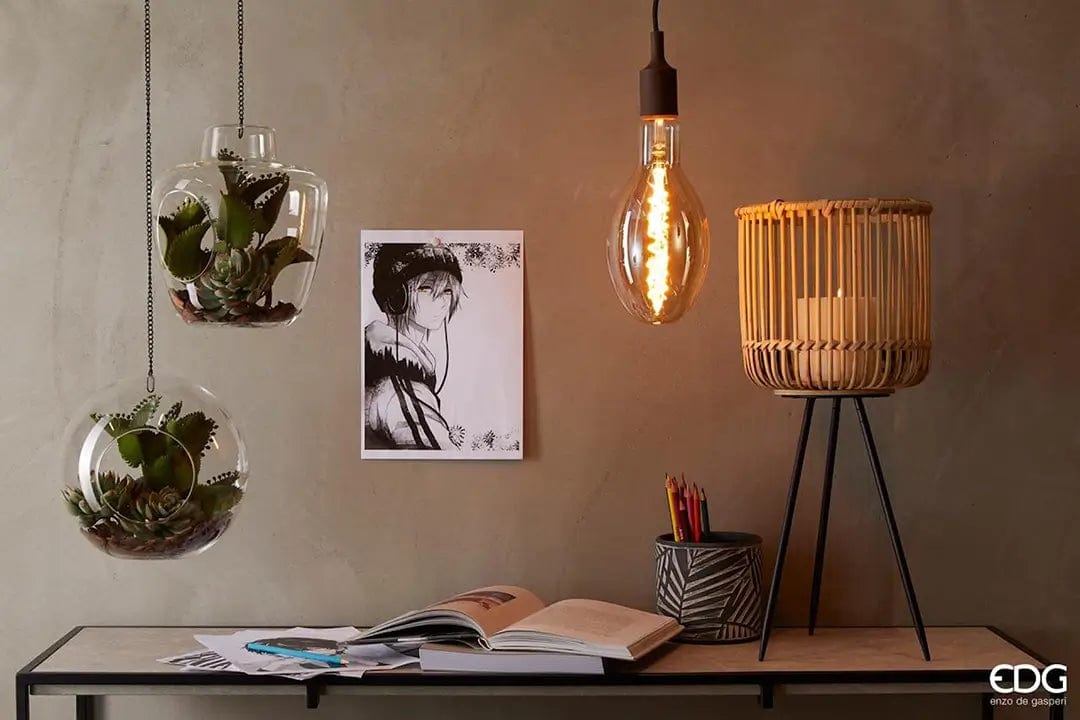 Italiving Kerzenleuchter 2-er Set Bambus Laternen natur auf hohen Beinen Höhe 65 + 47 cm. Passt auch super auf ein Regal oder ein Sideboard.