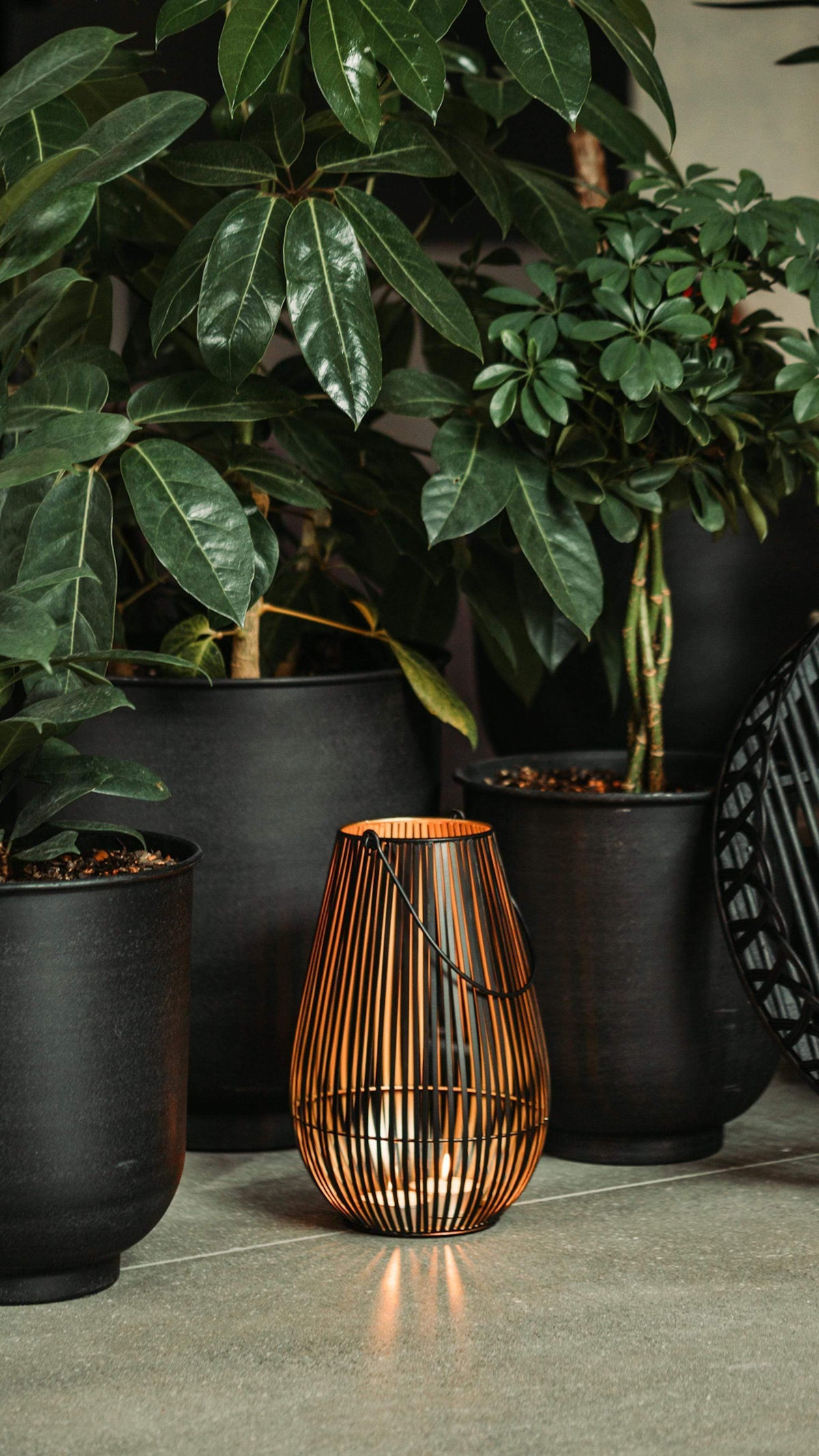 Italiving Laterne Runde Bodenlaterne mit Henkel und Stabmuster Höhe 34 cm Ø 22 cm