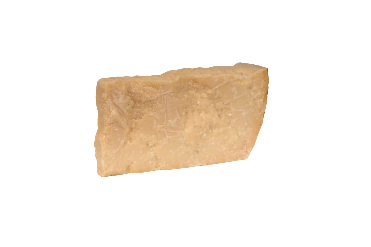 Italiving Parmesan BIO Parmesan 36 Monate gereift - 500gr(+) in Handarbeit portioniert