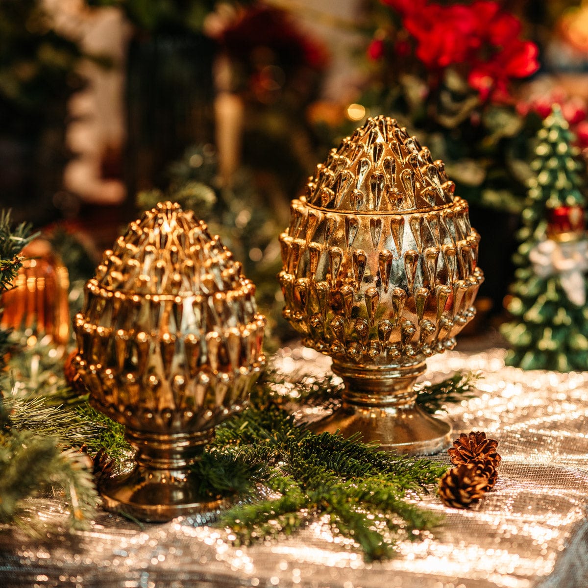 Italiving Skulptur Pinienzapfen - Keramik mit Goldlackierung Höhe 28 cm Ø 18 cm