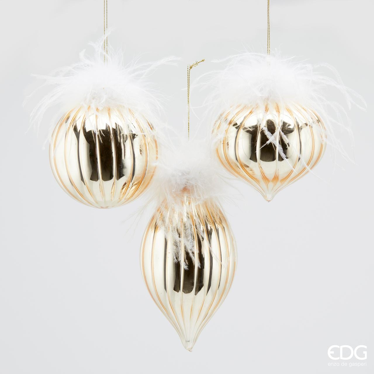 Designerkugeln Gold mit Federn - festliche Dekokugel Glas Ø 10