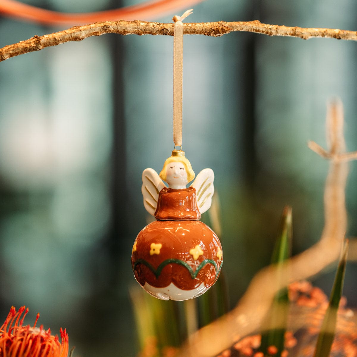 Italiving Weihnachtskugeln 4er-Set Engel als Weihnachtskugeln - bemalte Keramik